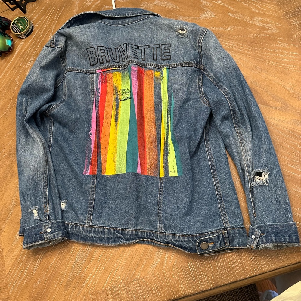 Judith March boyfriend Jean jacket